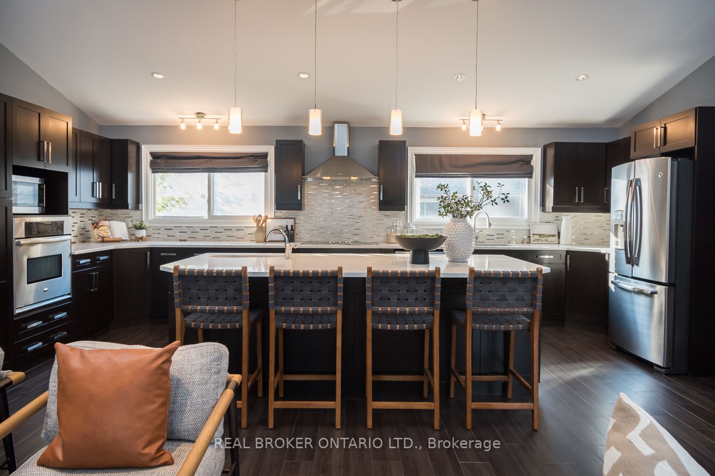 4 Forest Glen Crescent