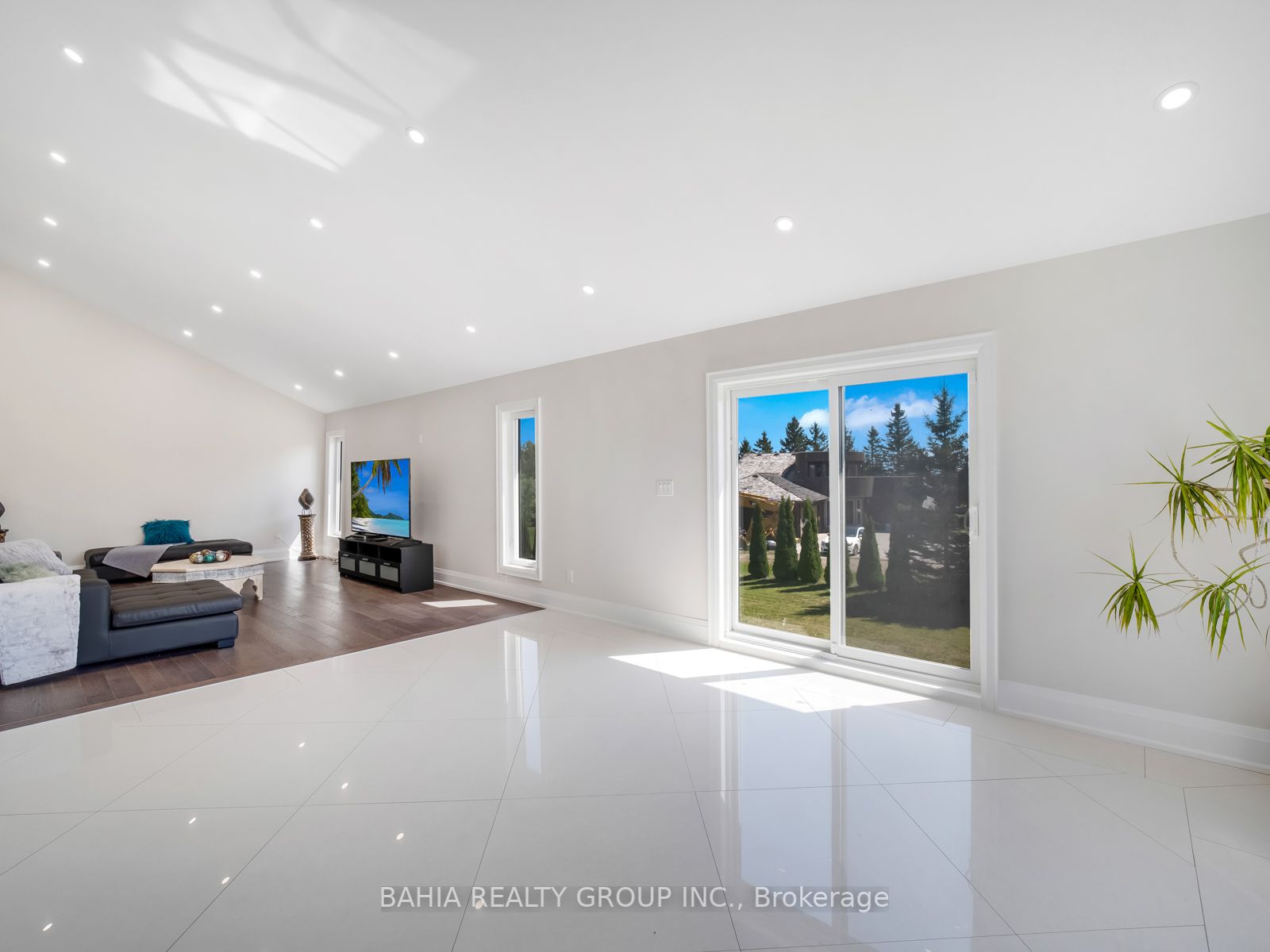 13 Greenwood Crescent