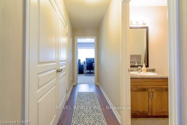 60 Canterbury Drive, #12