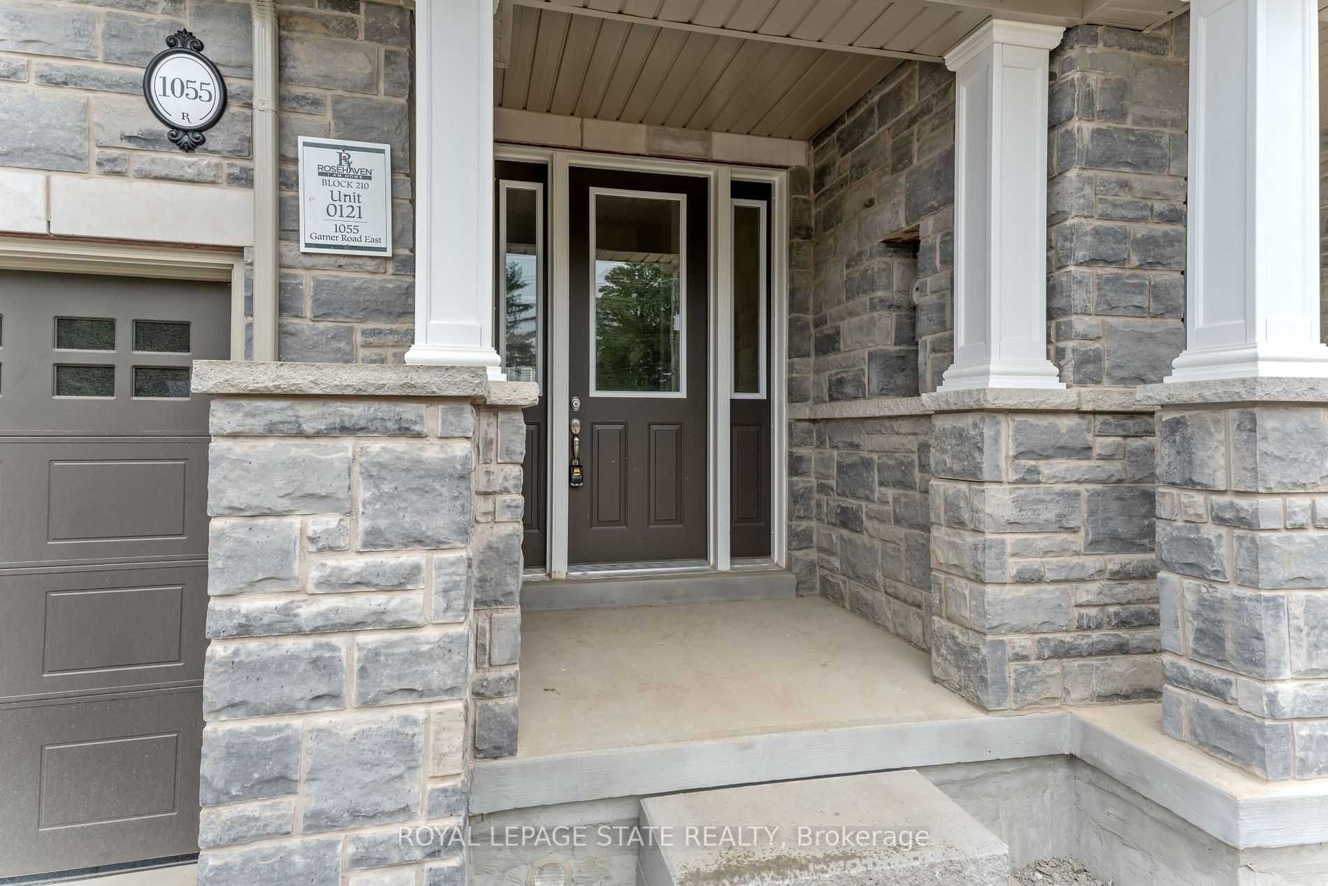 1055 Garner Rd E