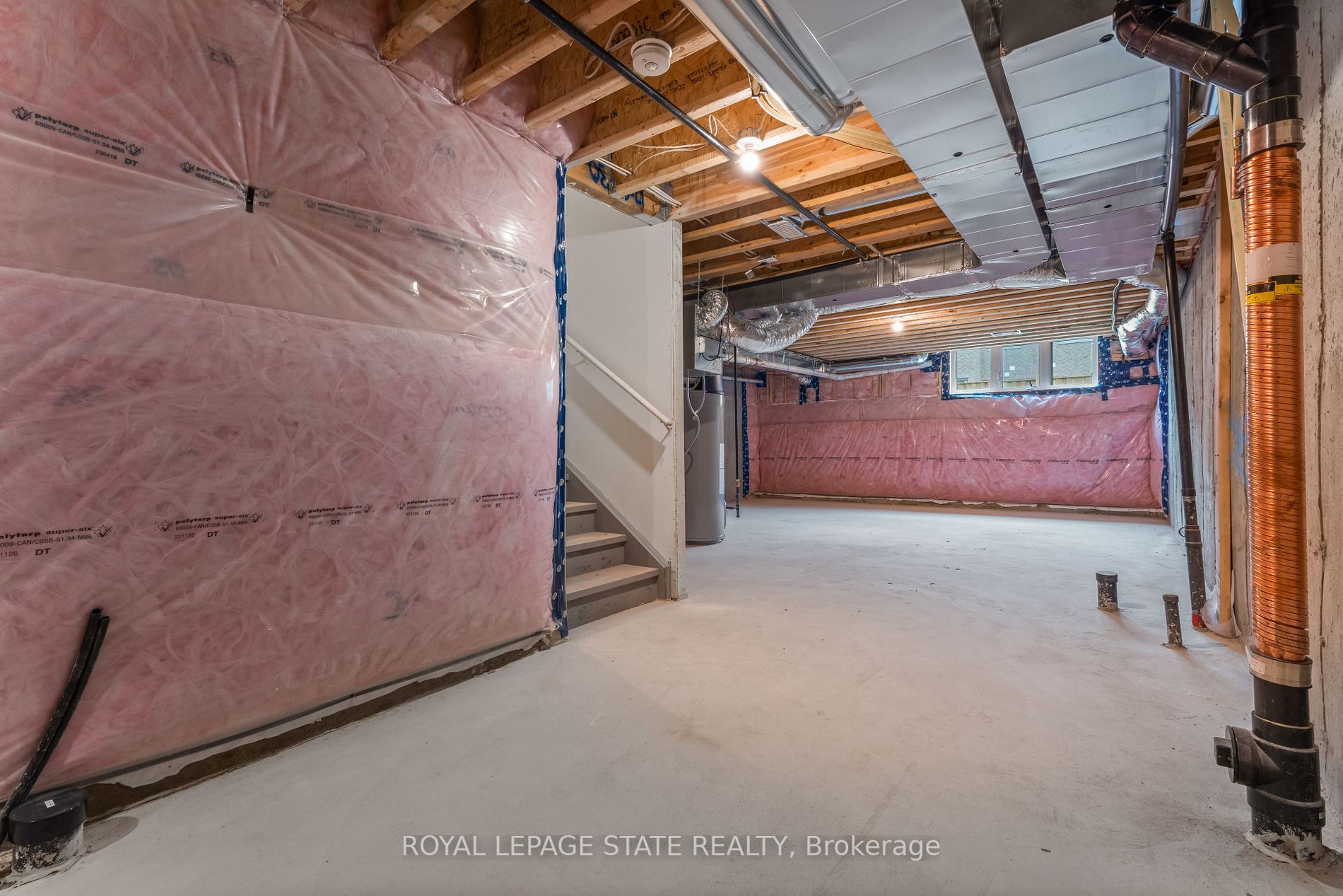 1055 Garner Rd E