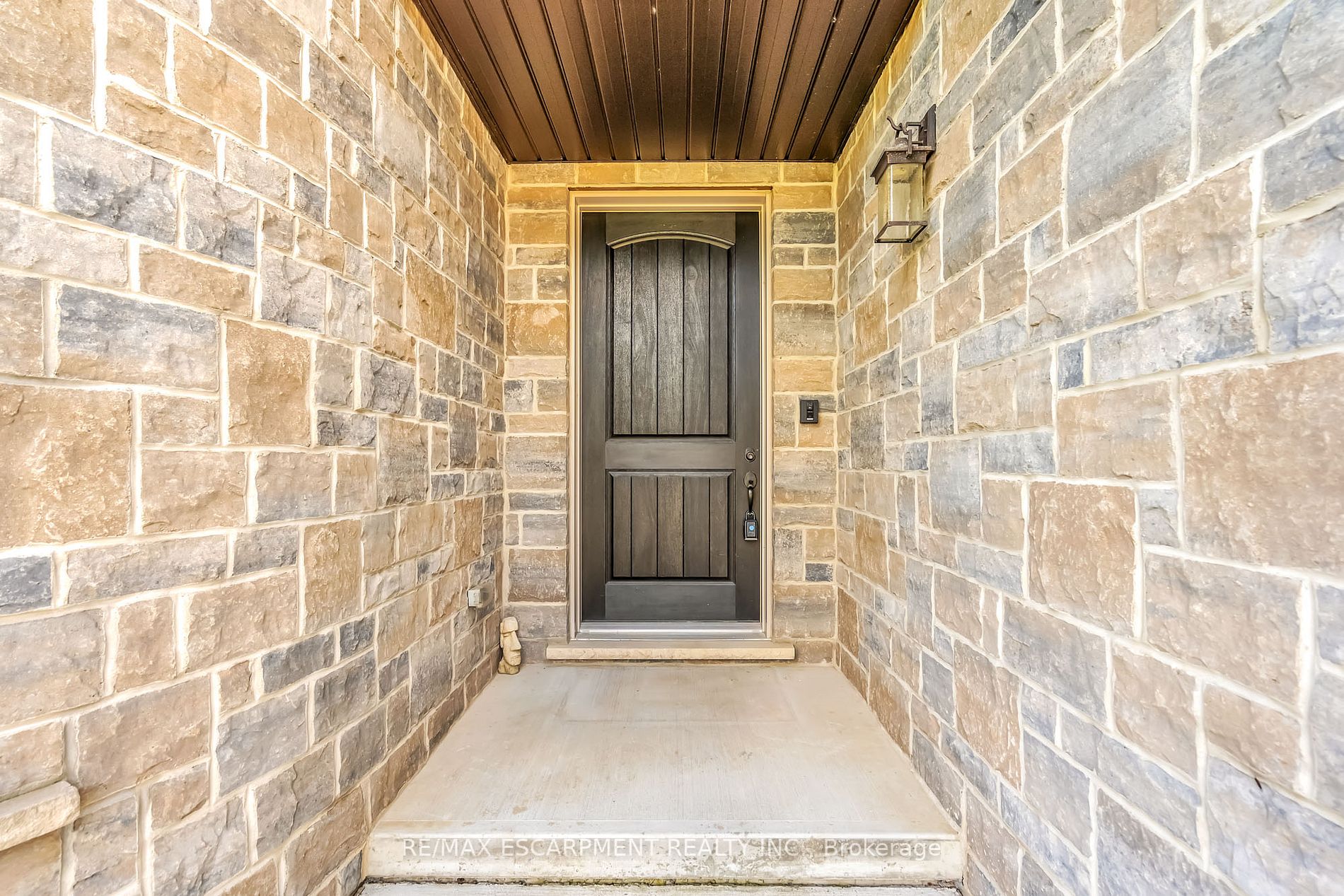 345.5 Highland Rd W