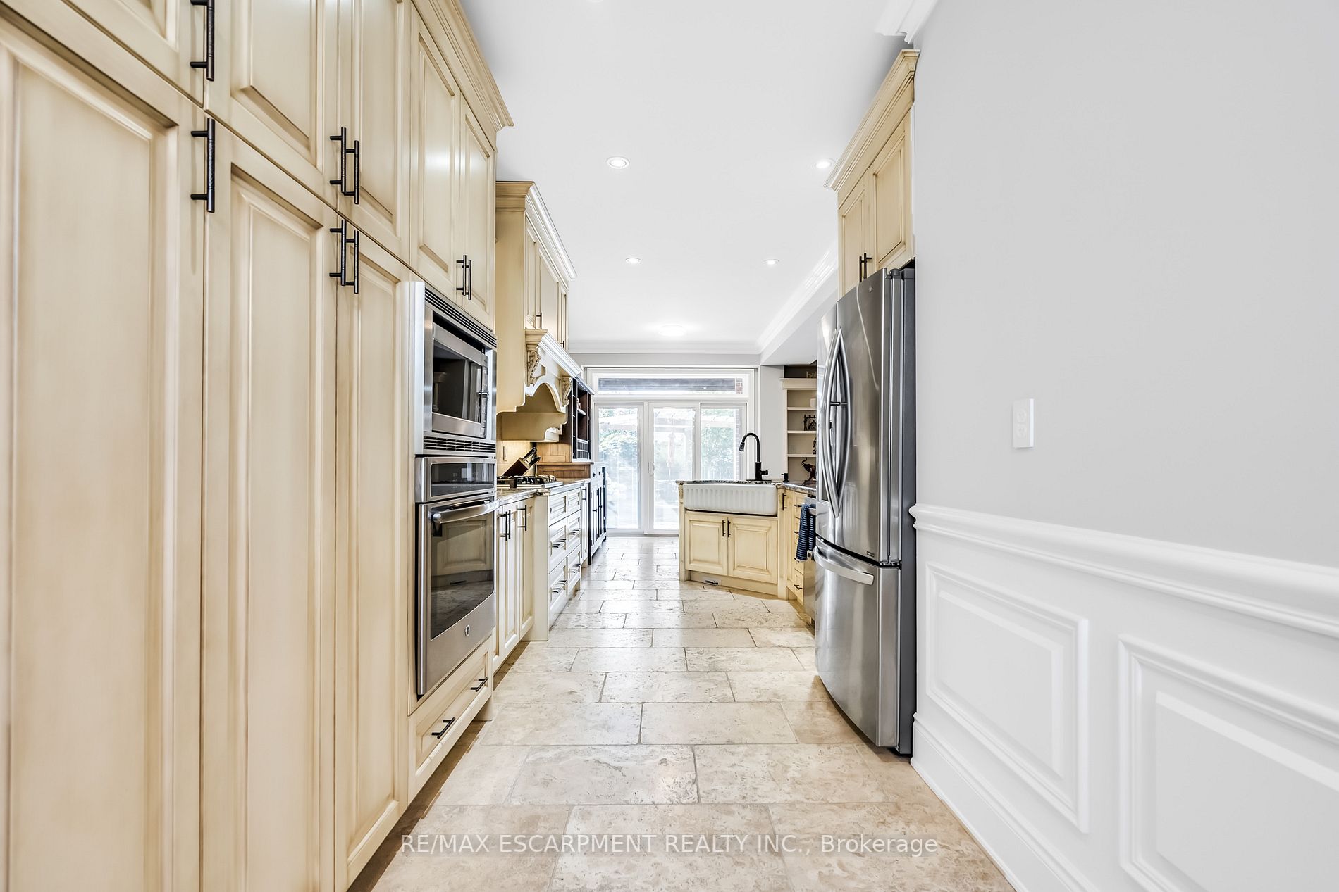 345.5 Highland Rd W