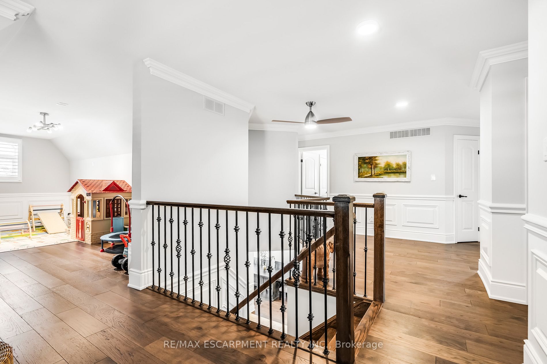 345.5 Highland Rd W