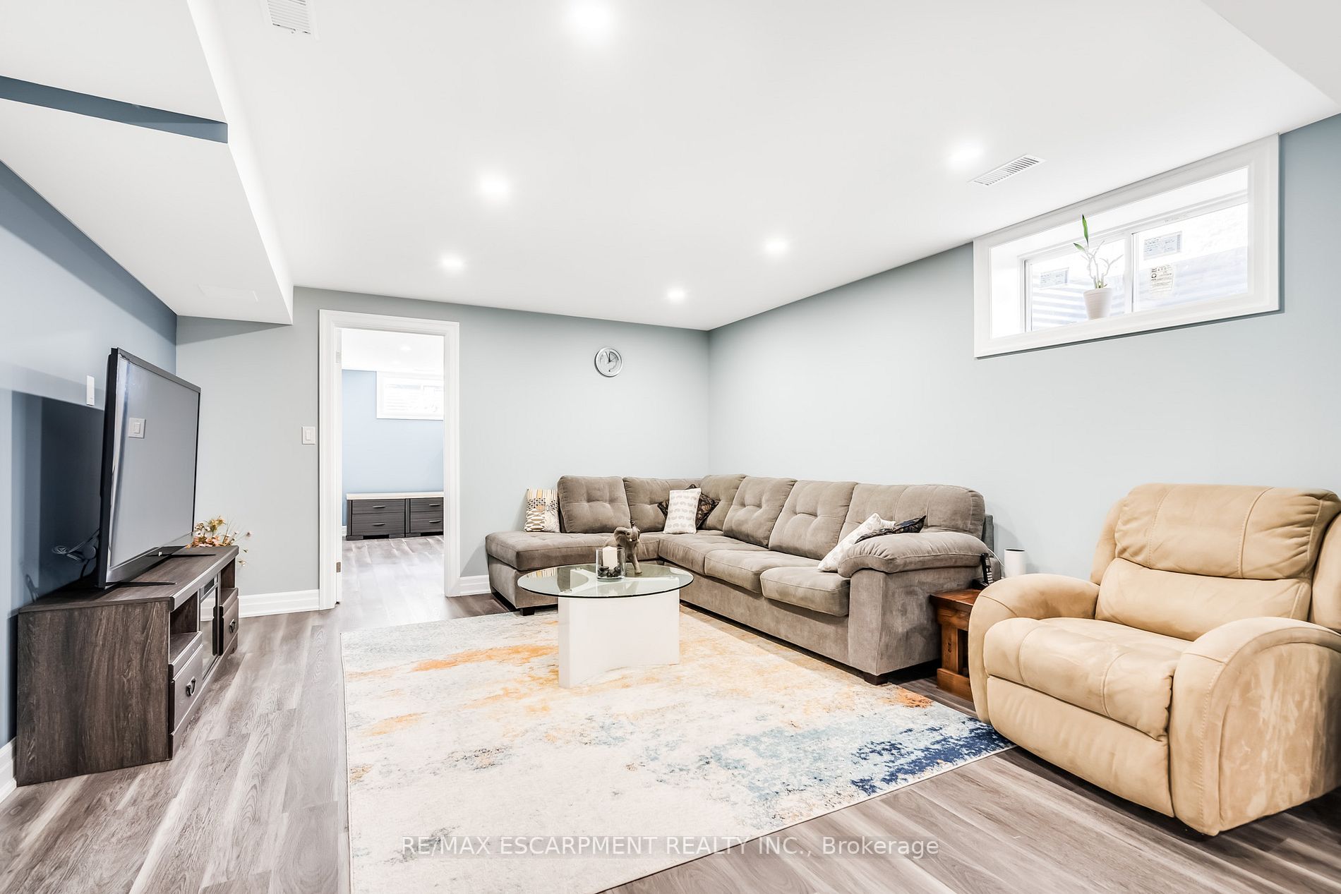 345.5 Highland Rd W