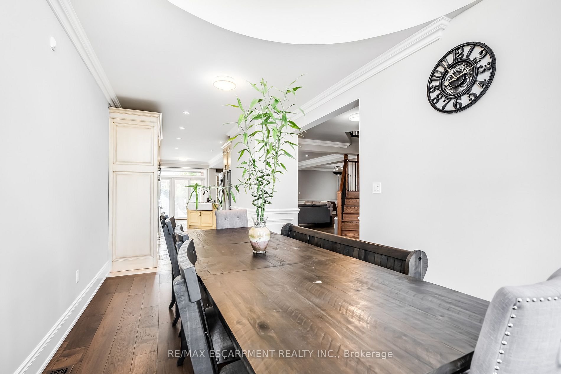 345.5 Highland Rd W