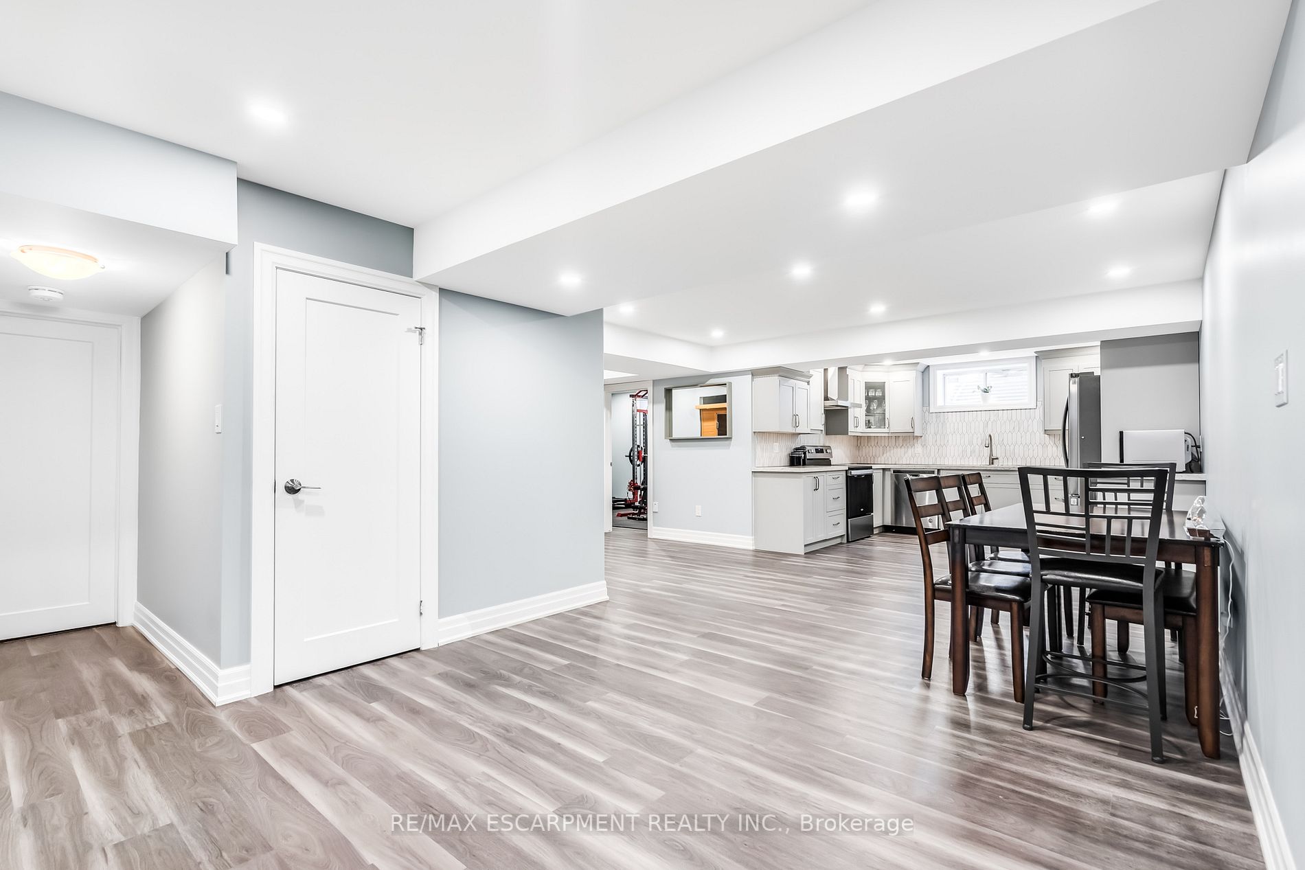 345.5 Highland Rd W