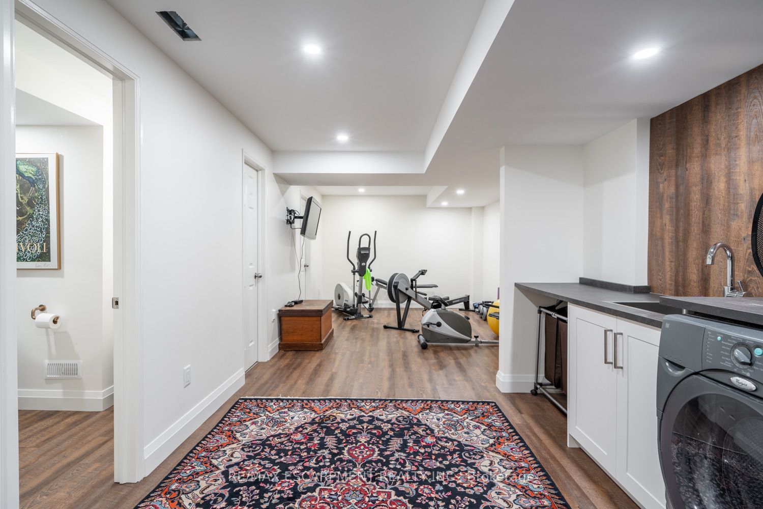 35 Riding Park Pl