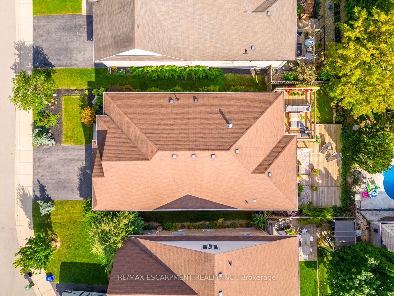 35 Riding Park Pl