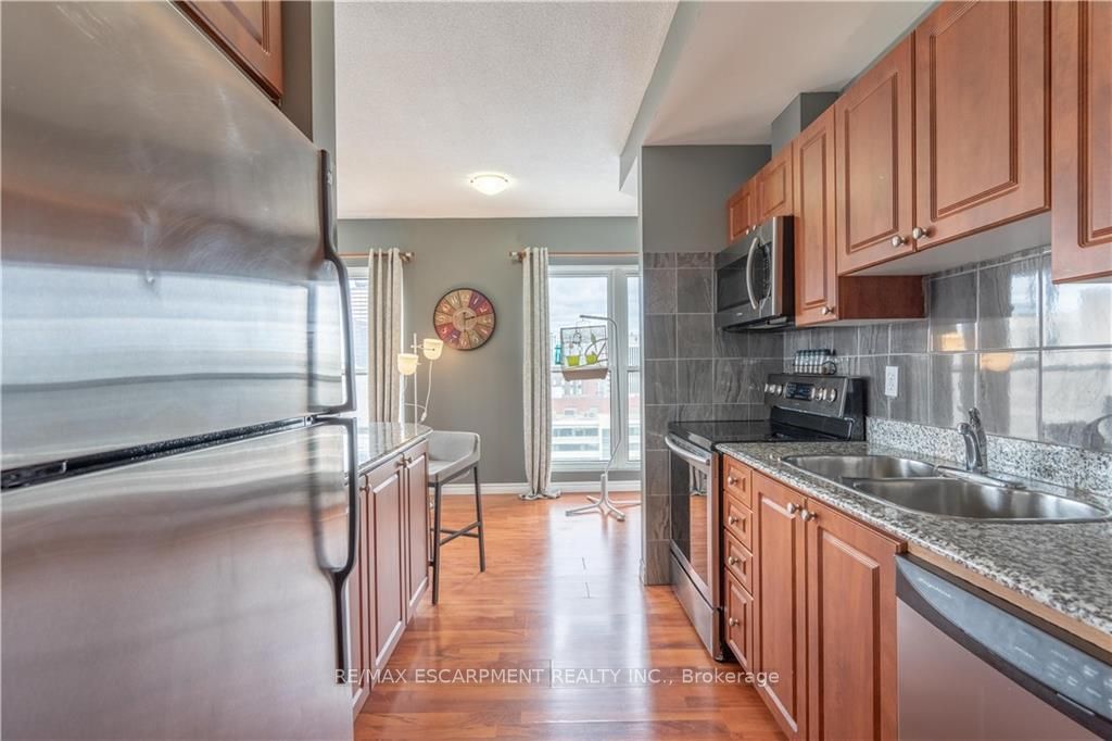 135 James Street S, #701