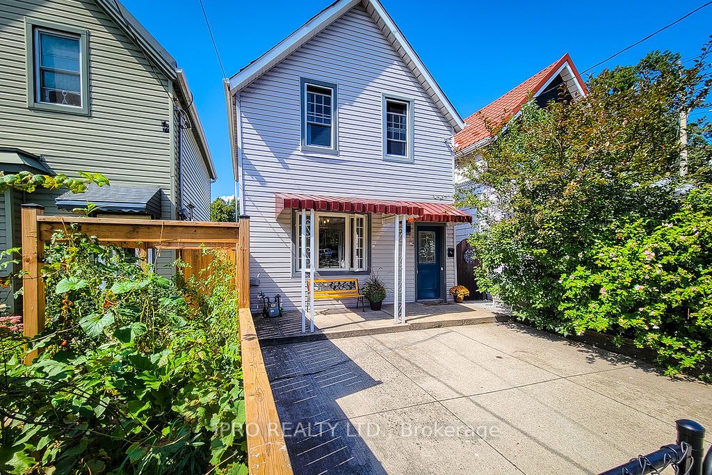 443 Ferguson Ave N