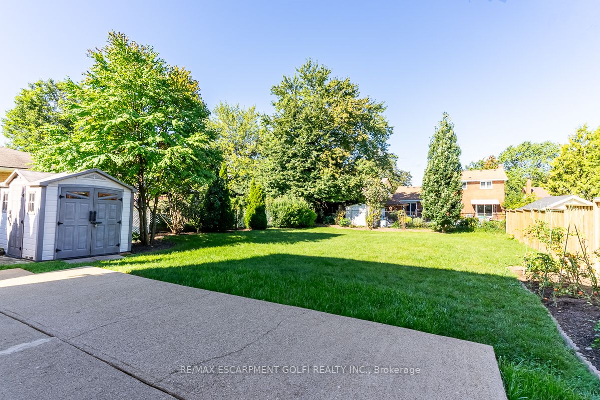 44 Elgar Avenue