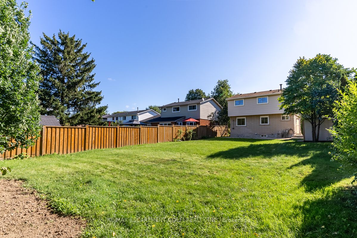44 Elgar Avenue