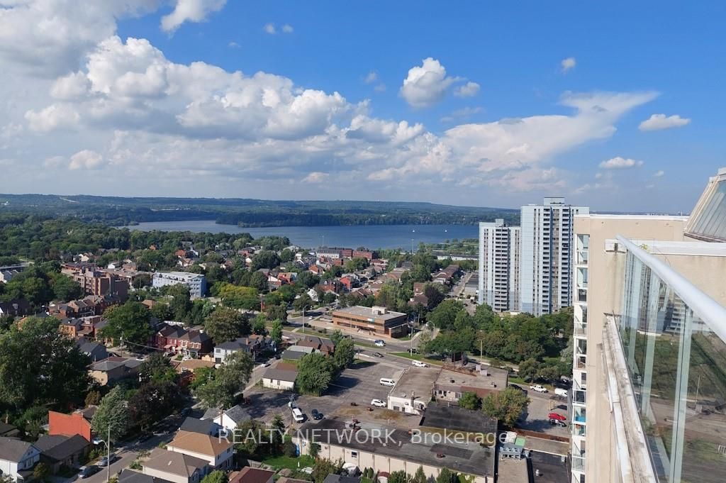 75 Queen Street N, #1802