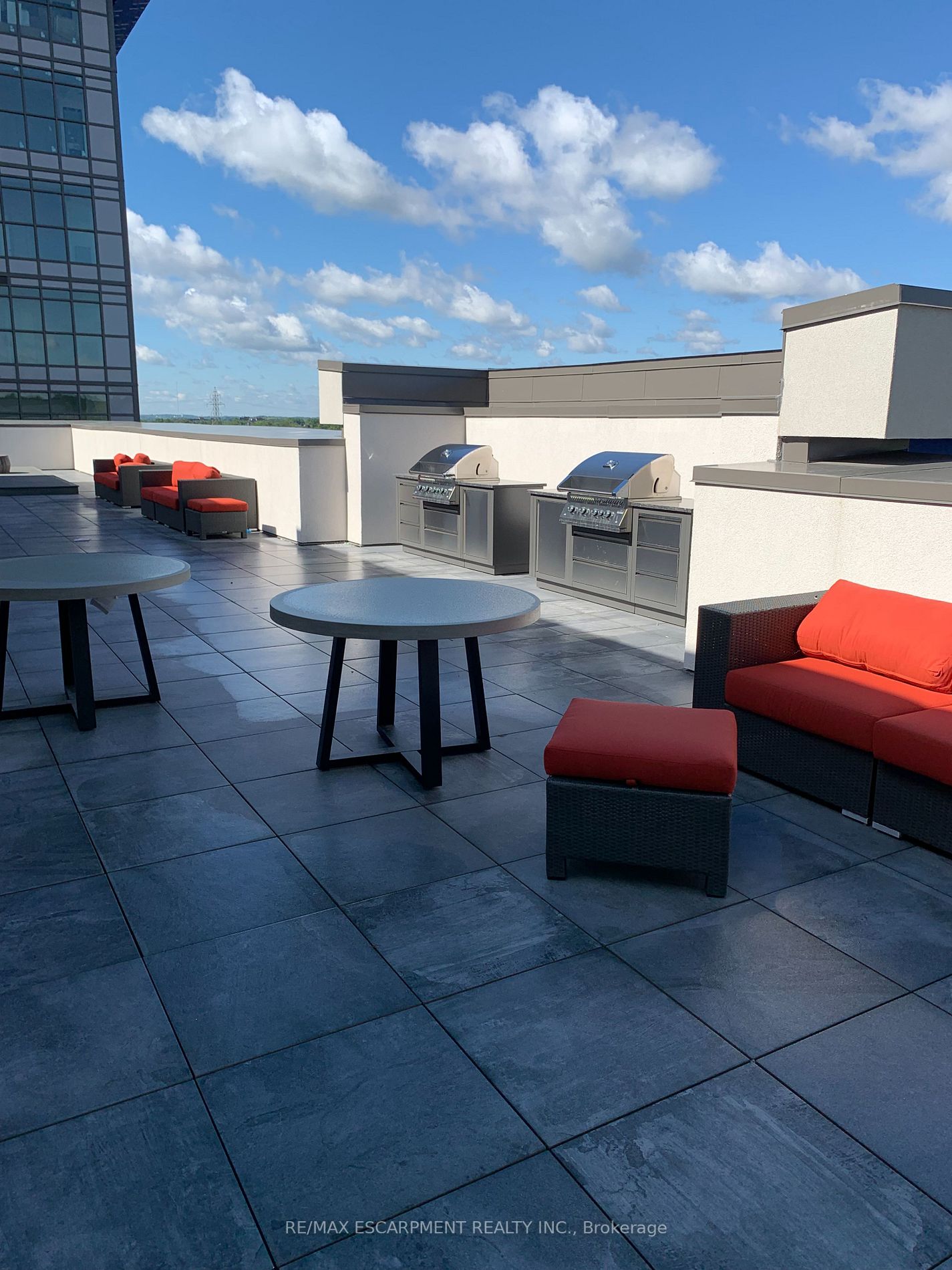 460 Dundas Street, #704