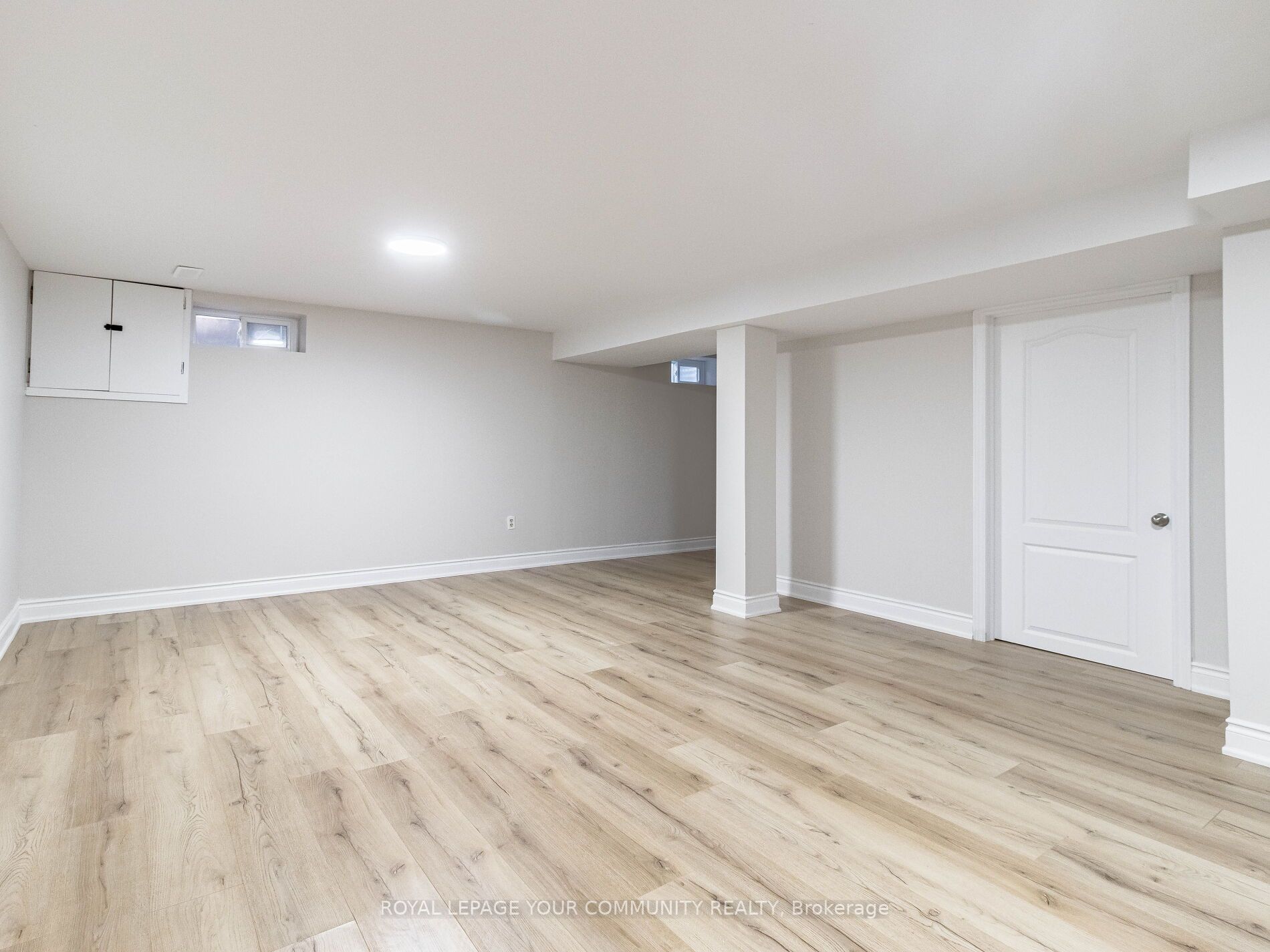 24 The Meadows St