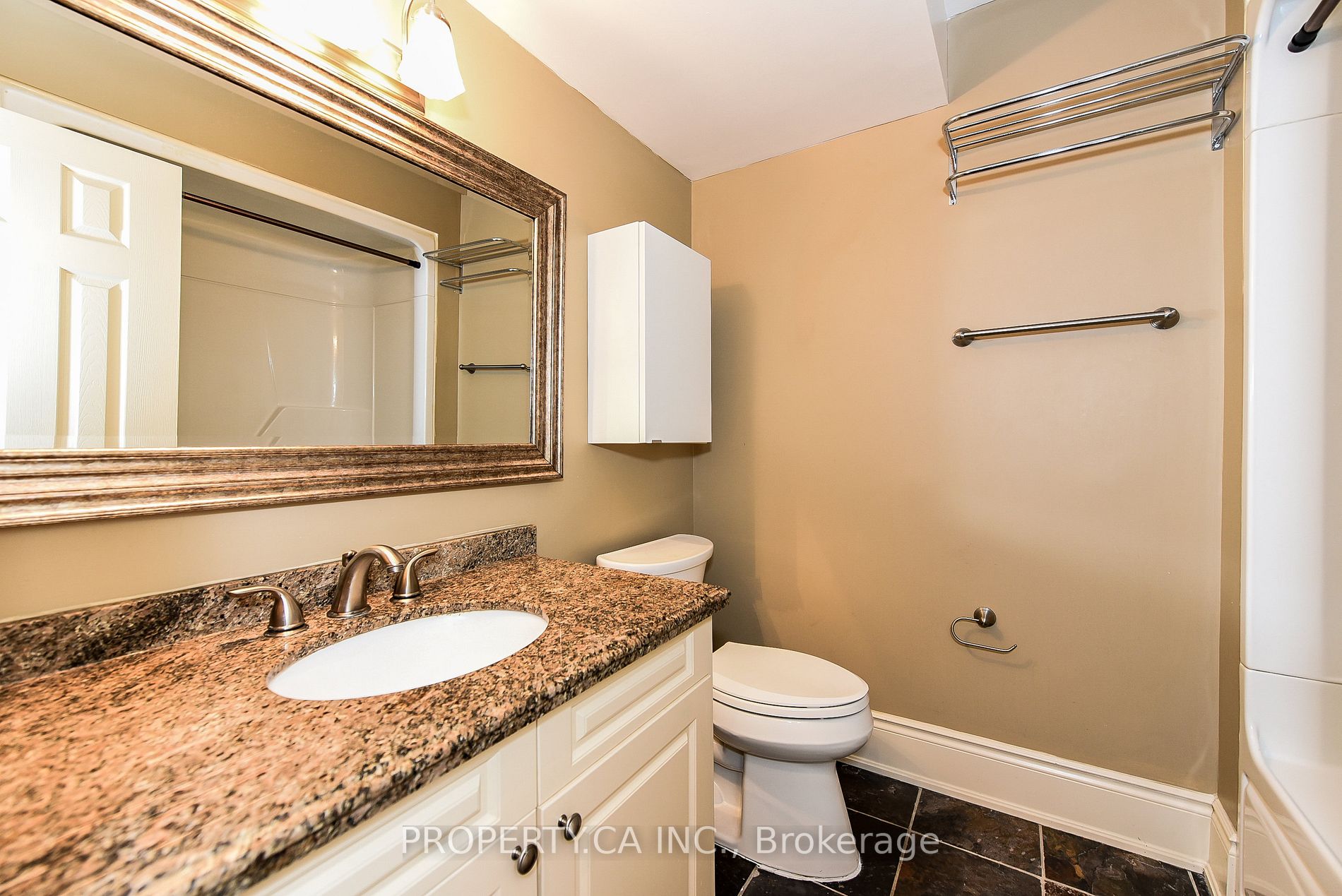 283 King Street E, #302