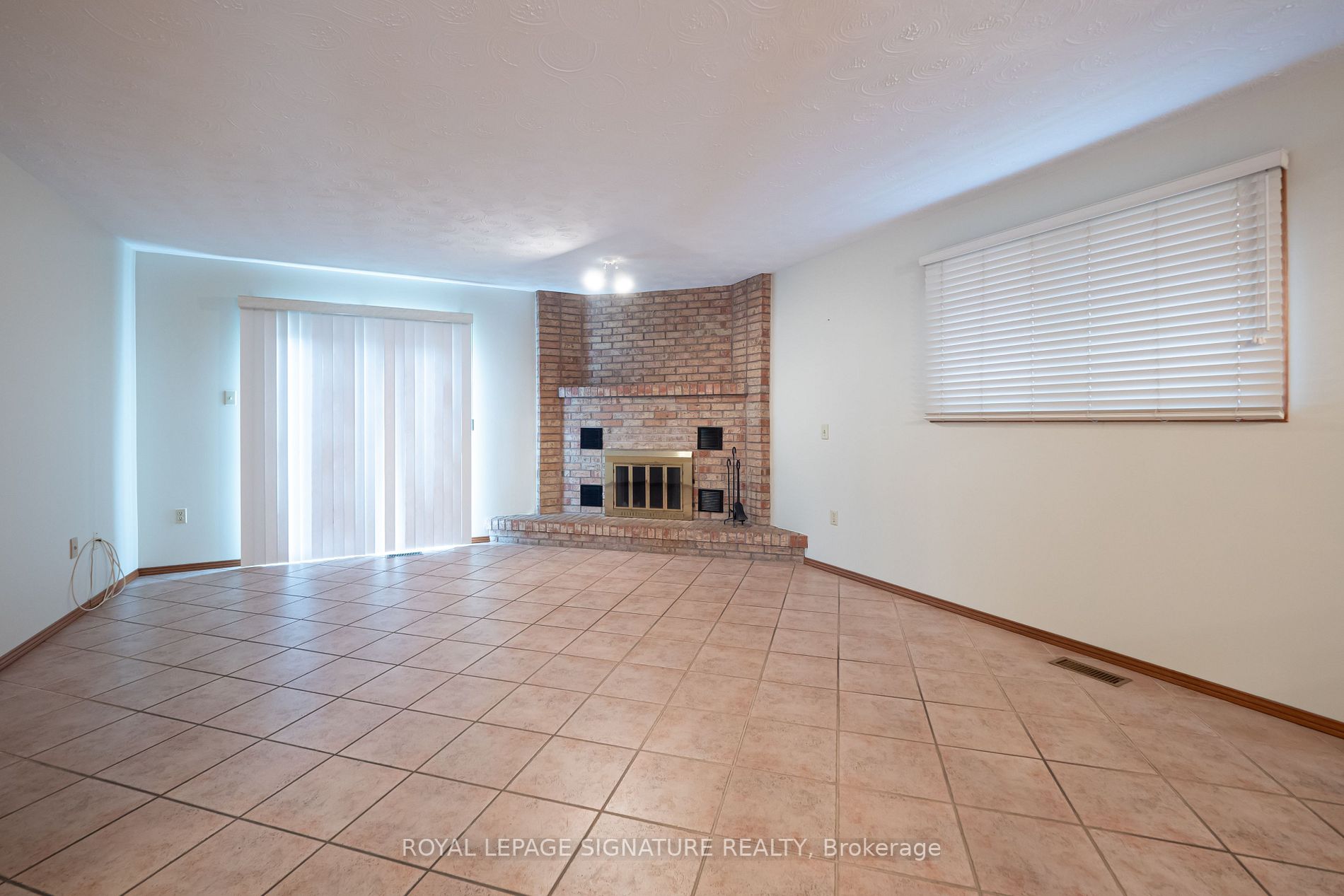 709 Upper Paradise Road