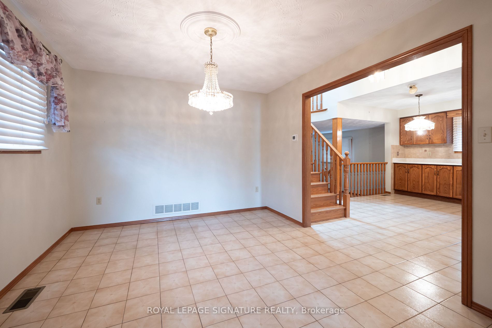 709 Upper Paradise Road