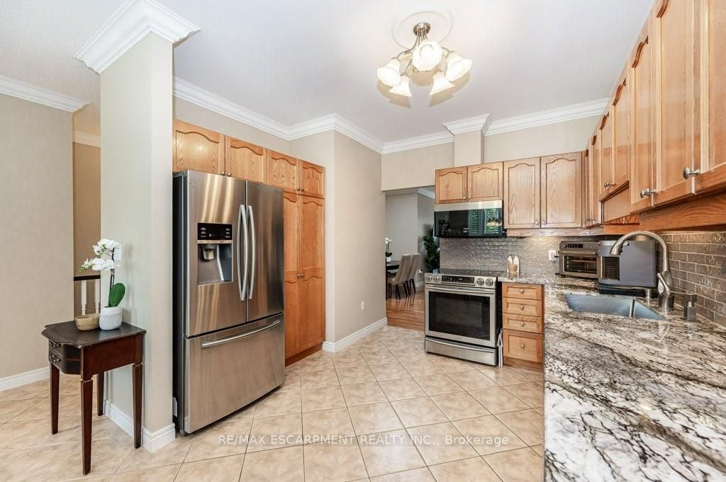 42 Cathy Dr, #34