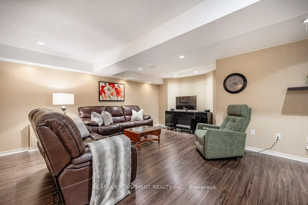 42 Cathy Dr, #34