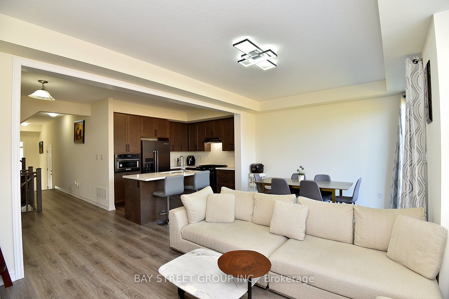 29 Hibiscus Lane