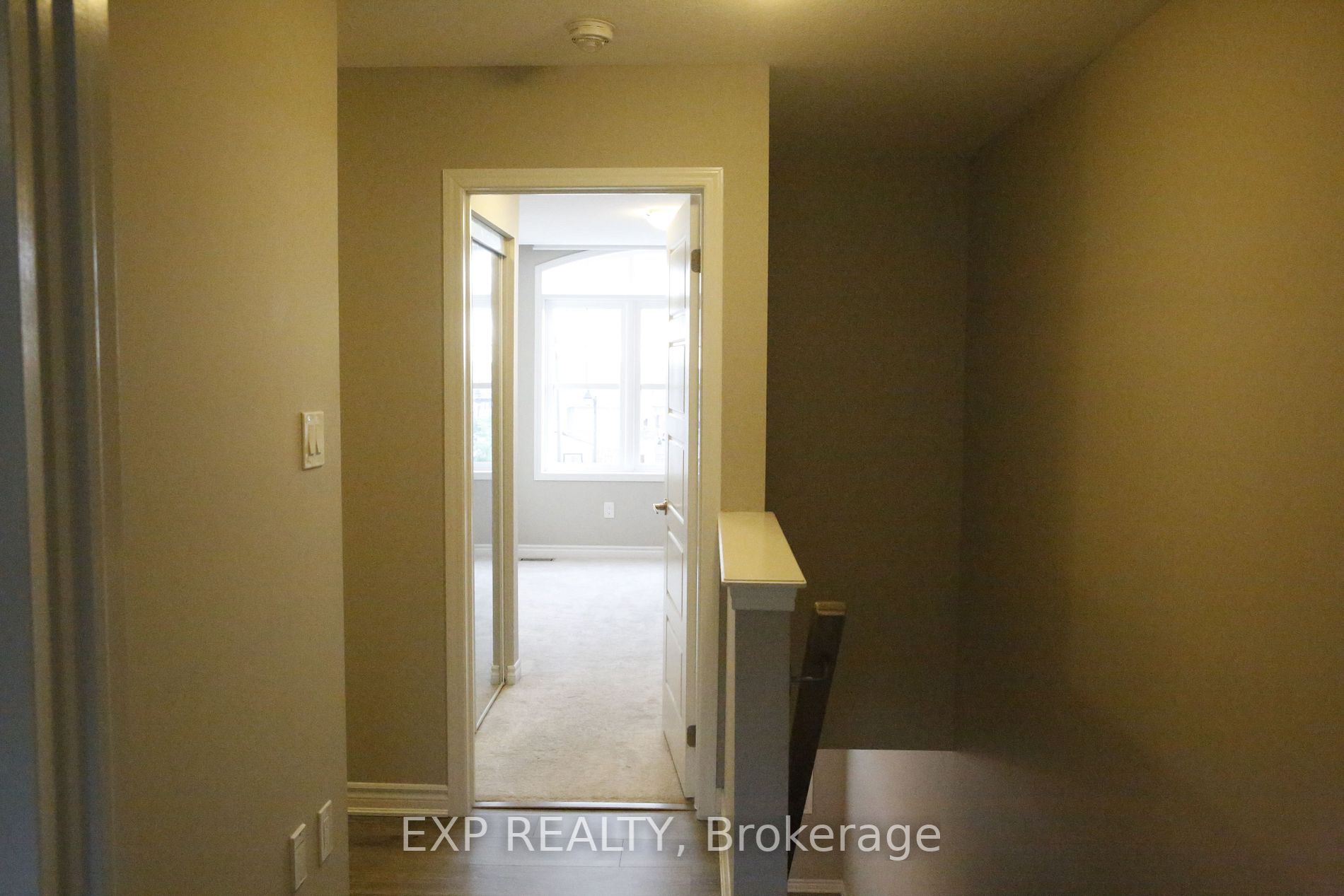 230 Avonsyde Blvd, #10