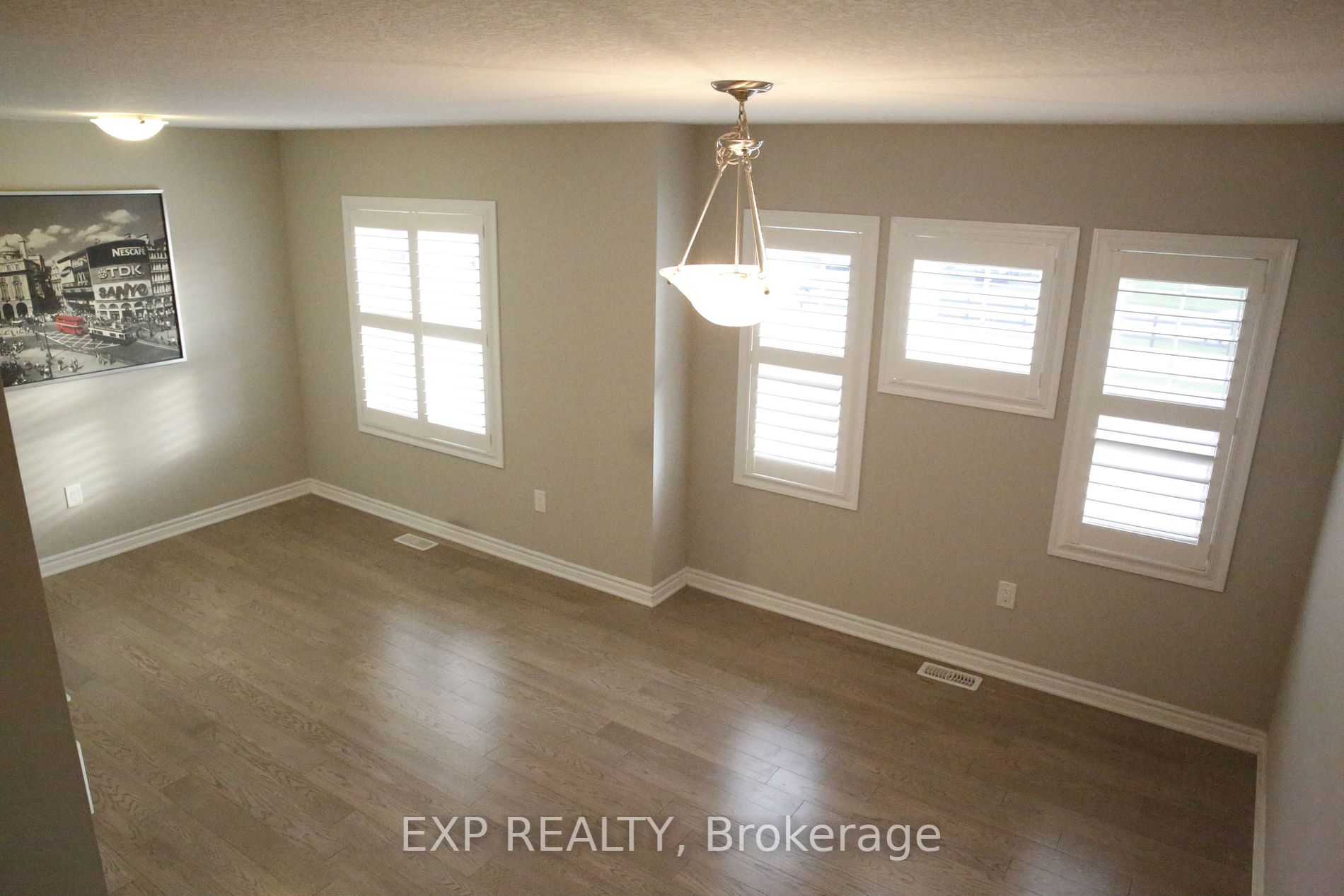 230 Avonsyde Blvd, #10