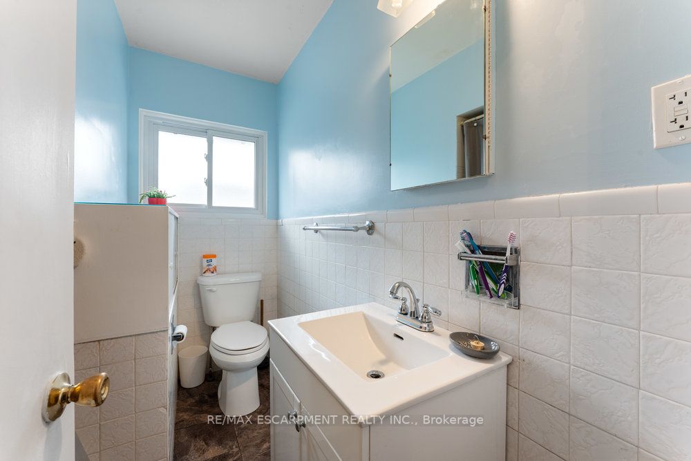 784 Upper Sherman Avenue