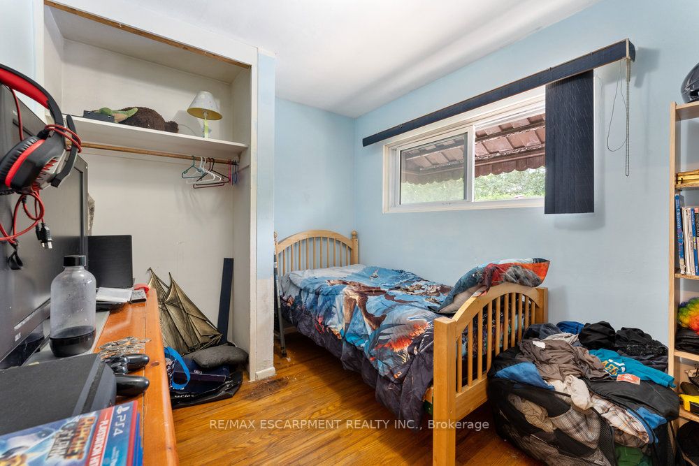 784 Upper Sherman Avenue