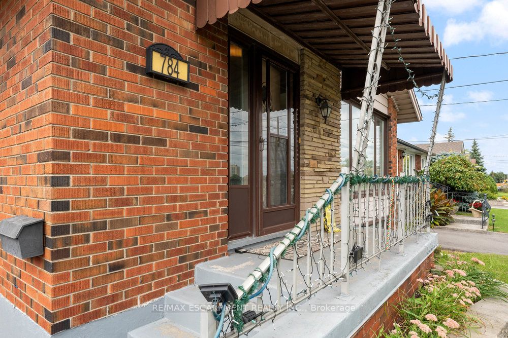784 Upper Sherman Avenue
