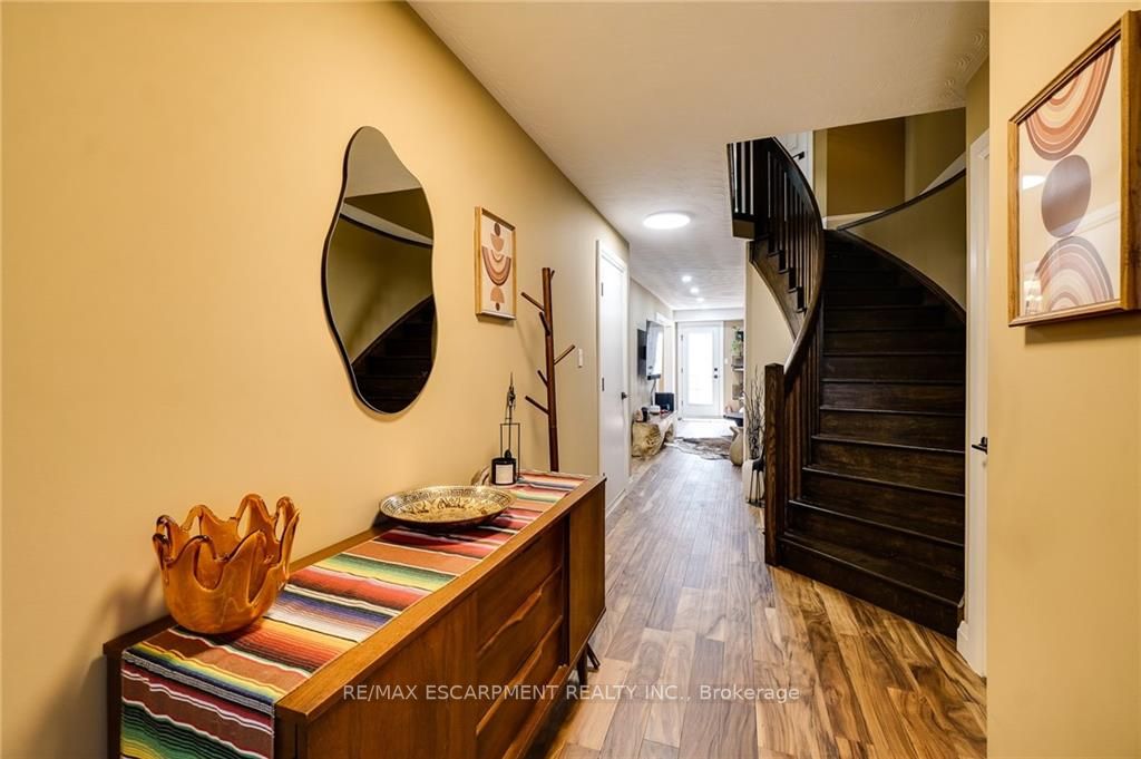 255 Mount Albion Rd, #30