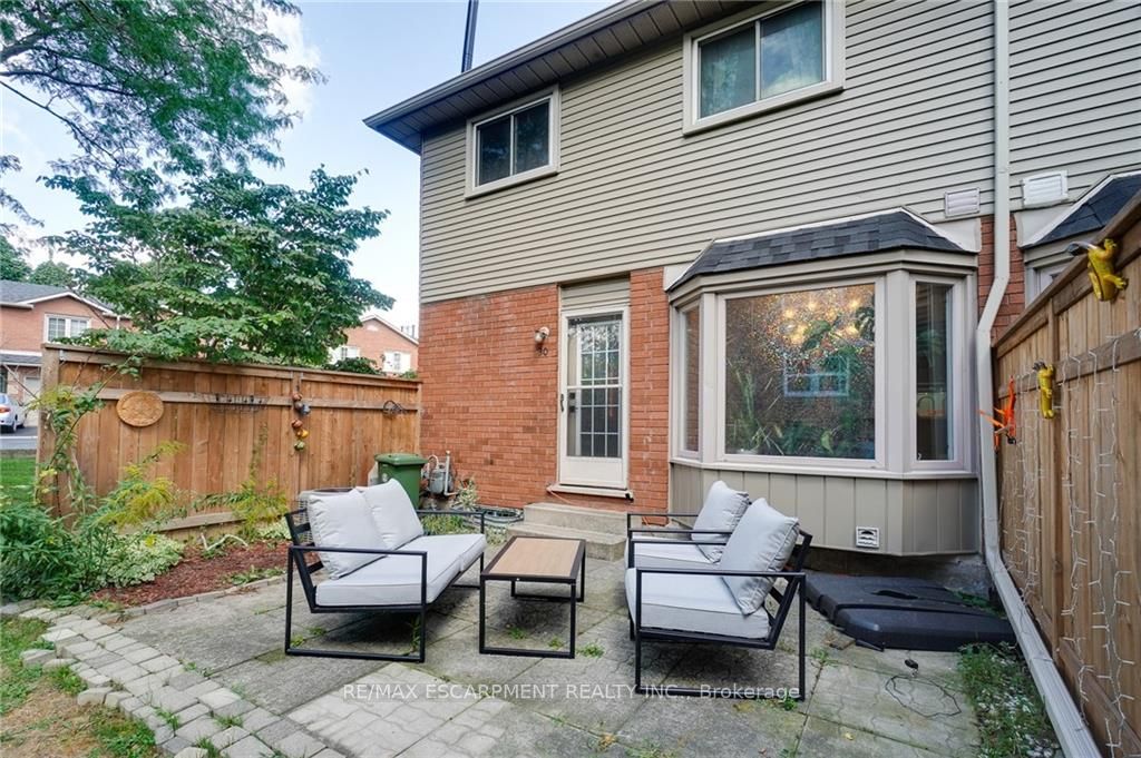 255 Mount Albion Rd, #30