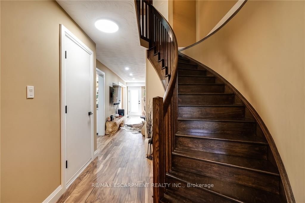 255 Mount Albion Rd, #30