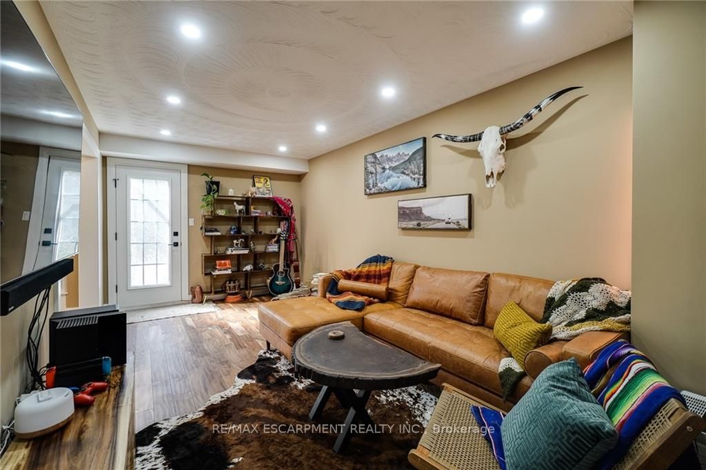 255 Mount Albion Rd, #30