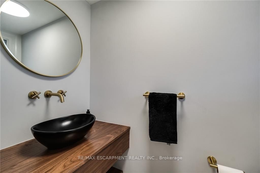 255 Mount Albion Rd, #30