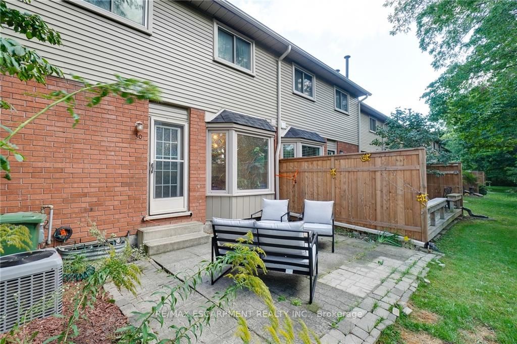 255 Mount Albion Rd, #30