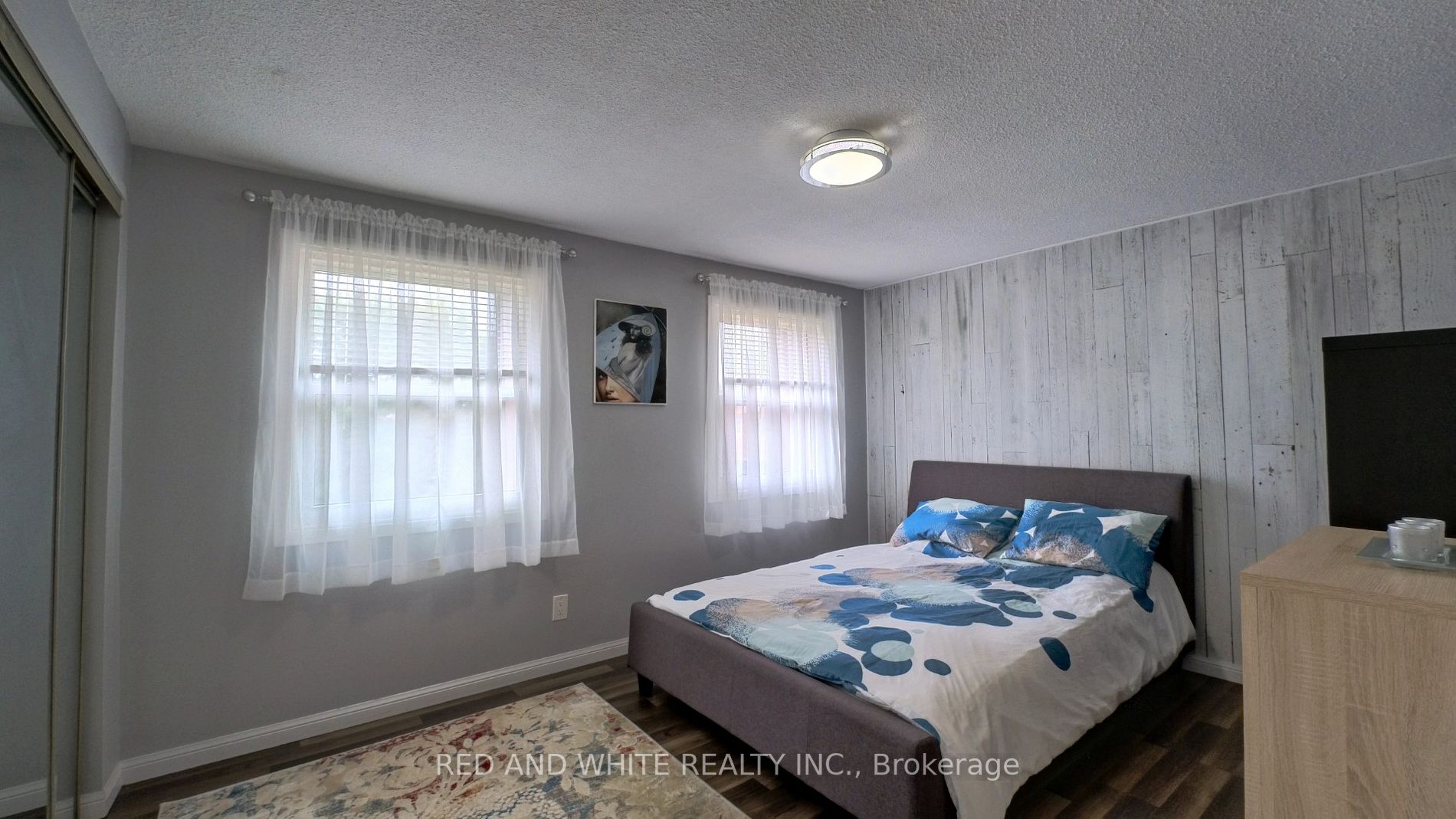49 CEDARWOODS Crescent, #32