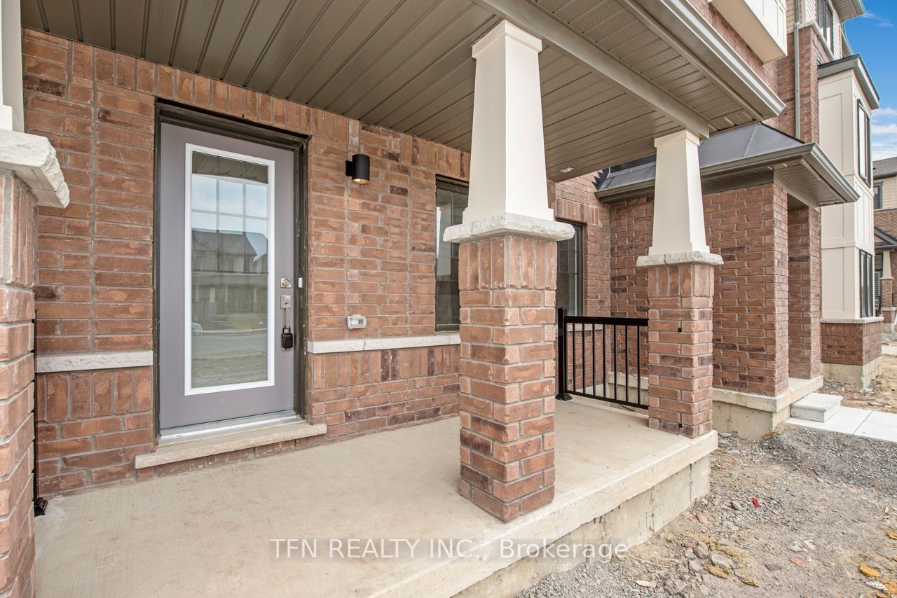 185 Bedrock Dr, #3