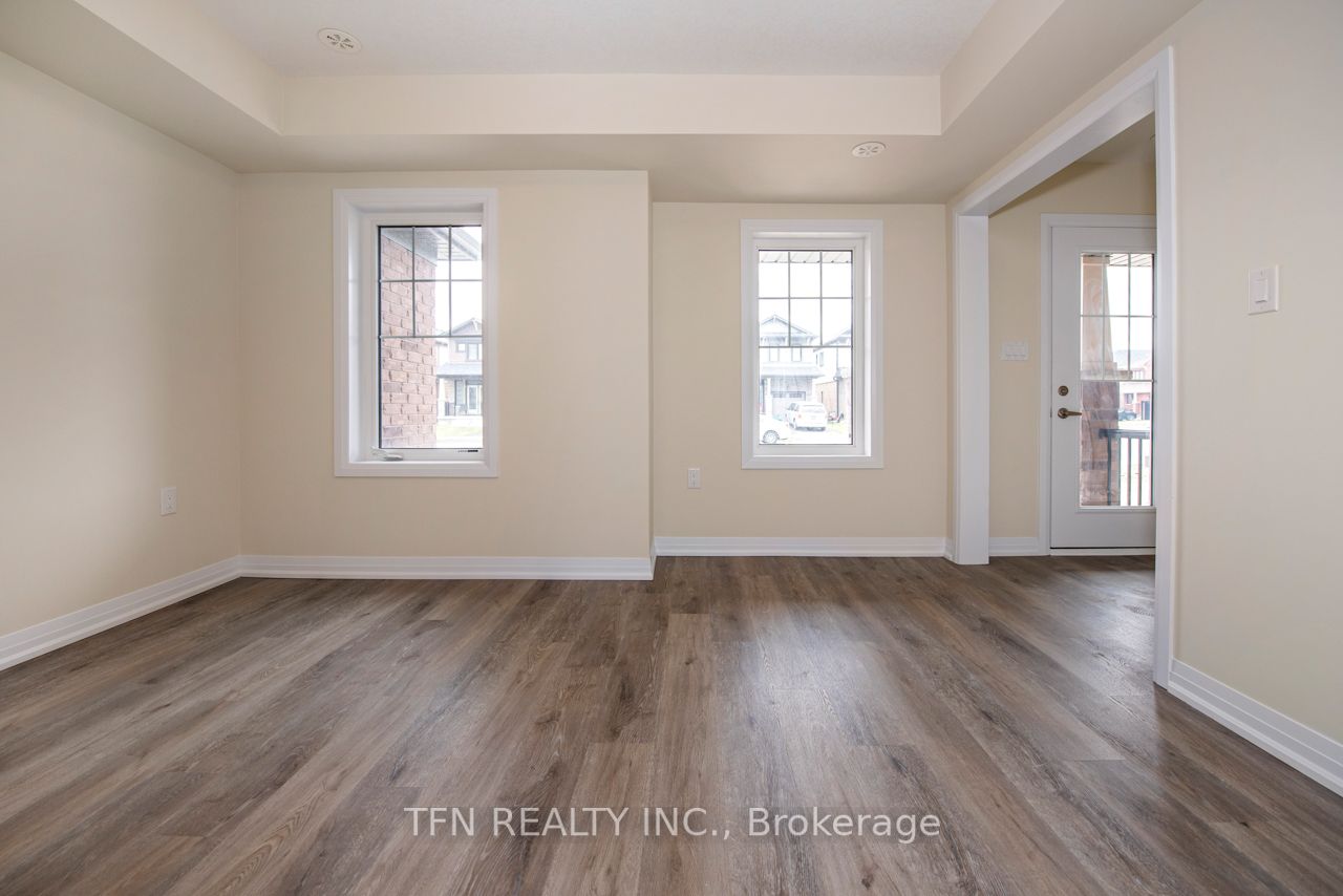 185 Bedrock Dr, #3