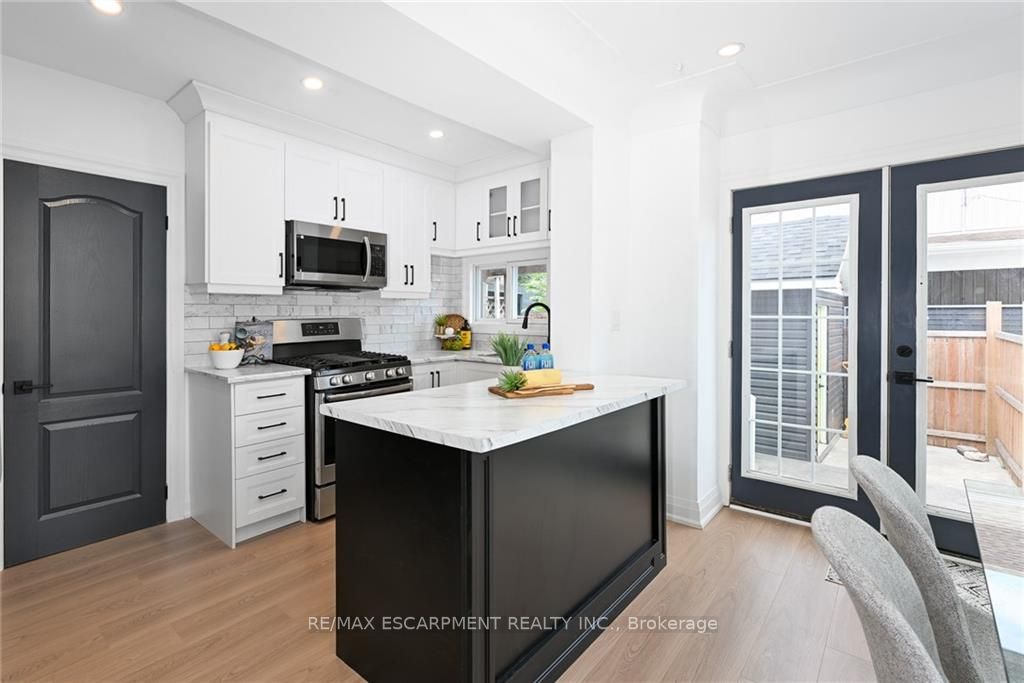 35 Highland Ave