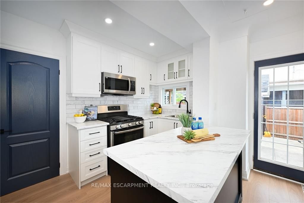 35 Highland Ave