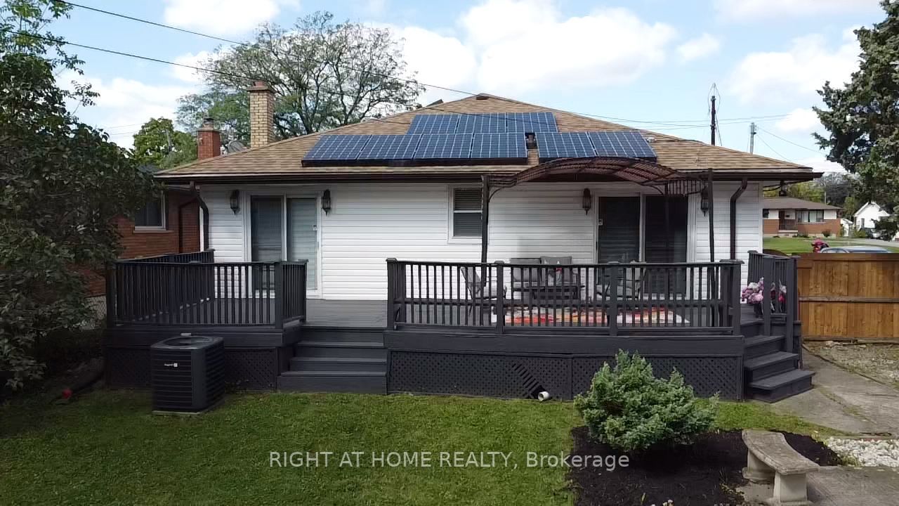 943 Upper Gage Ave