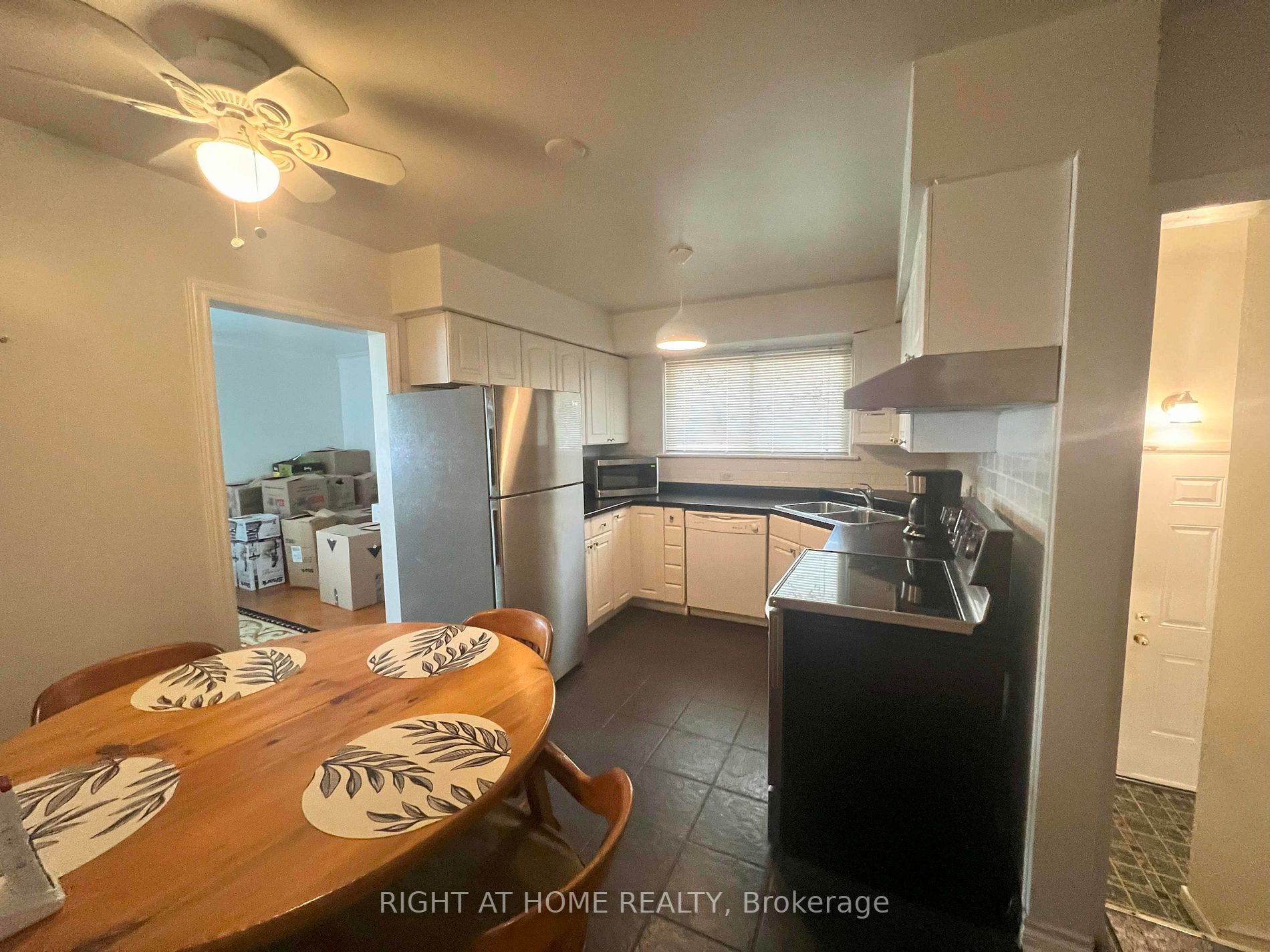 943 Upper Gage Ave