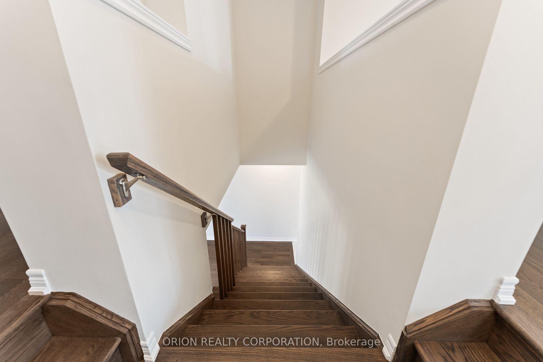 104 Blackbird Way