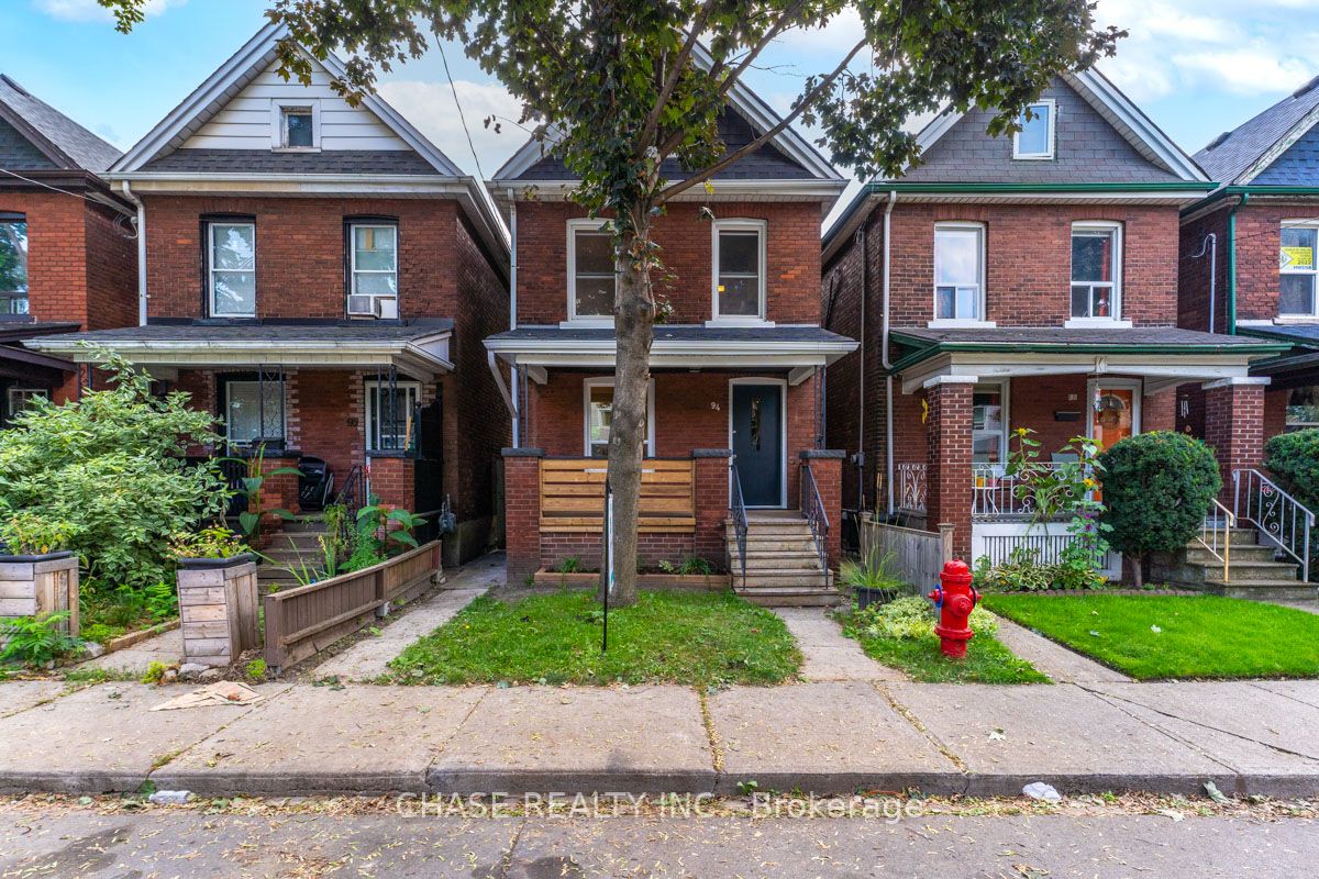 94 Case St