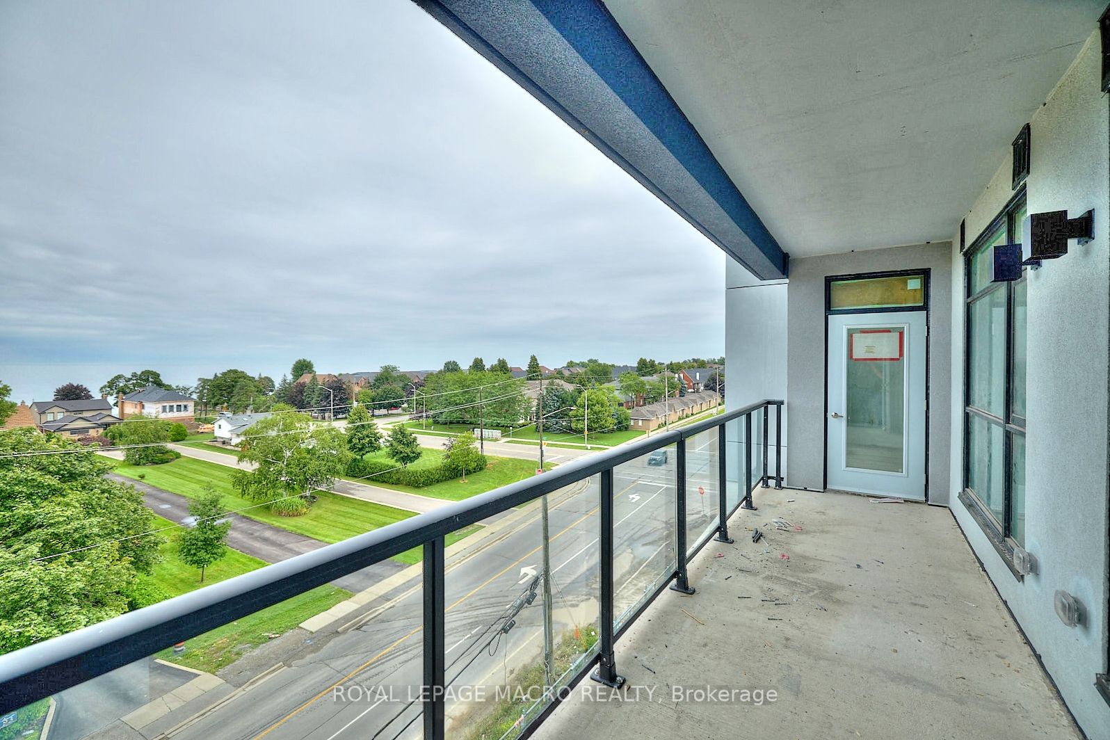 600 North Service Road, #516