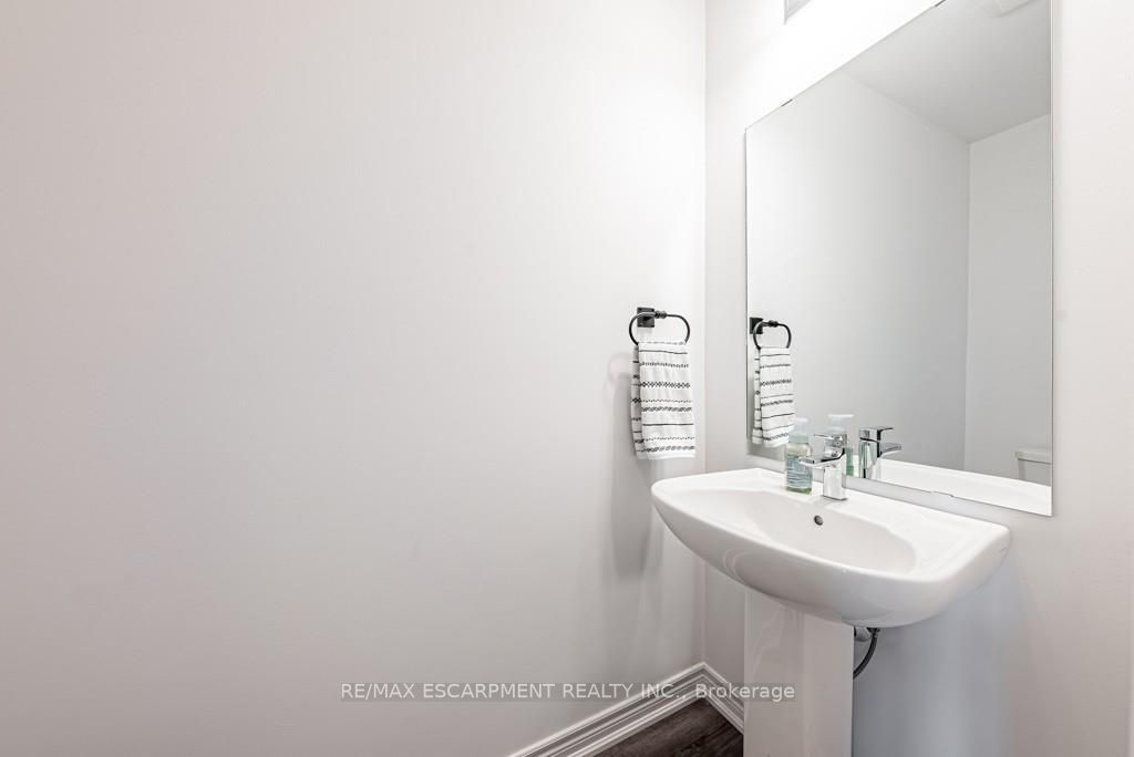 575 Woodward Ave, #22