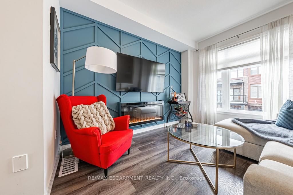 575 Woodward Ave, #22