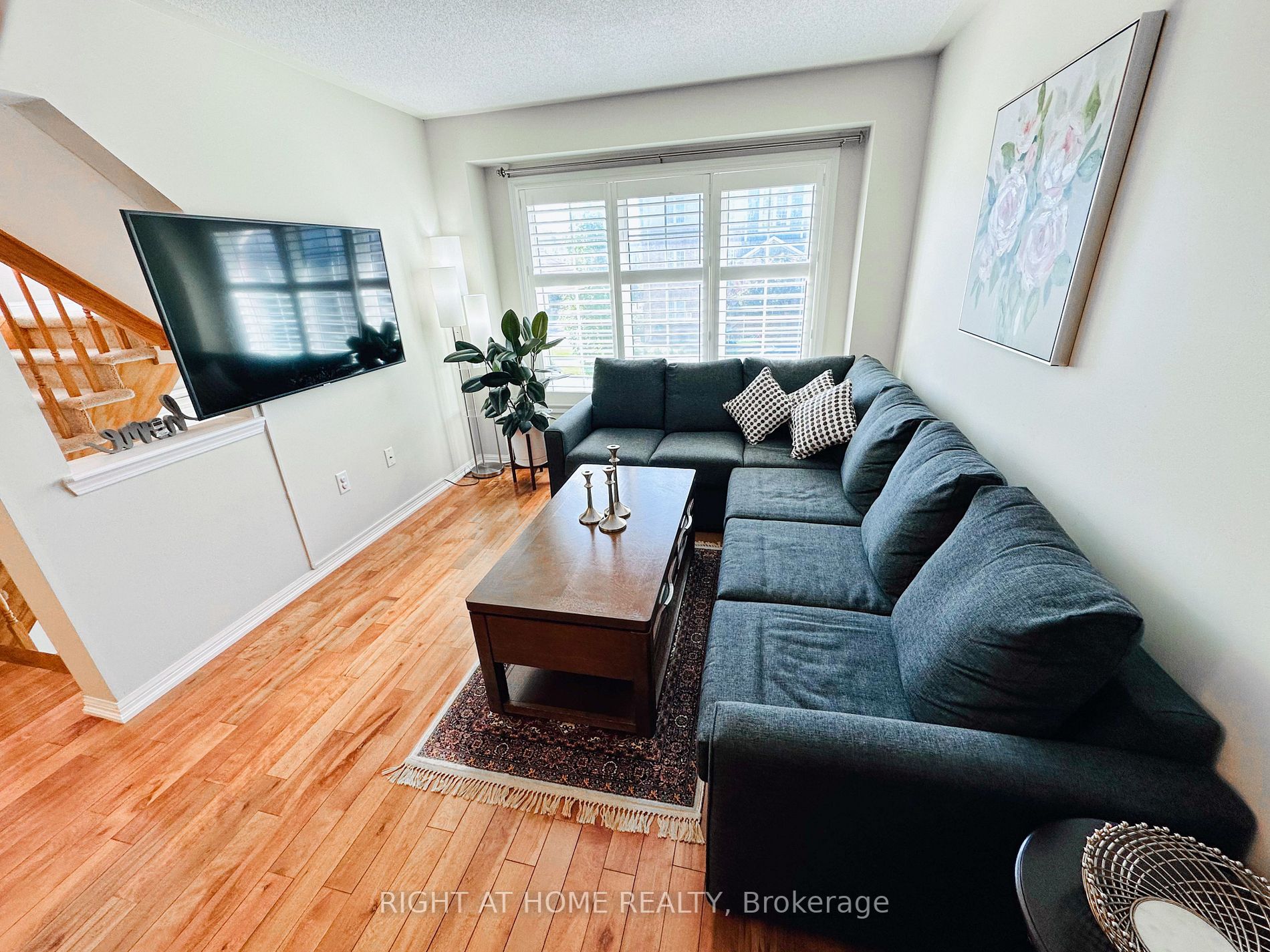 48 Emick Dr